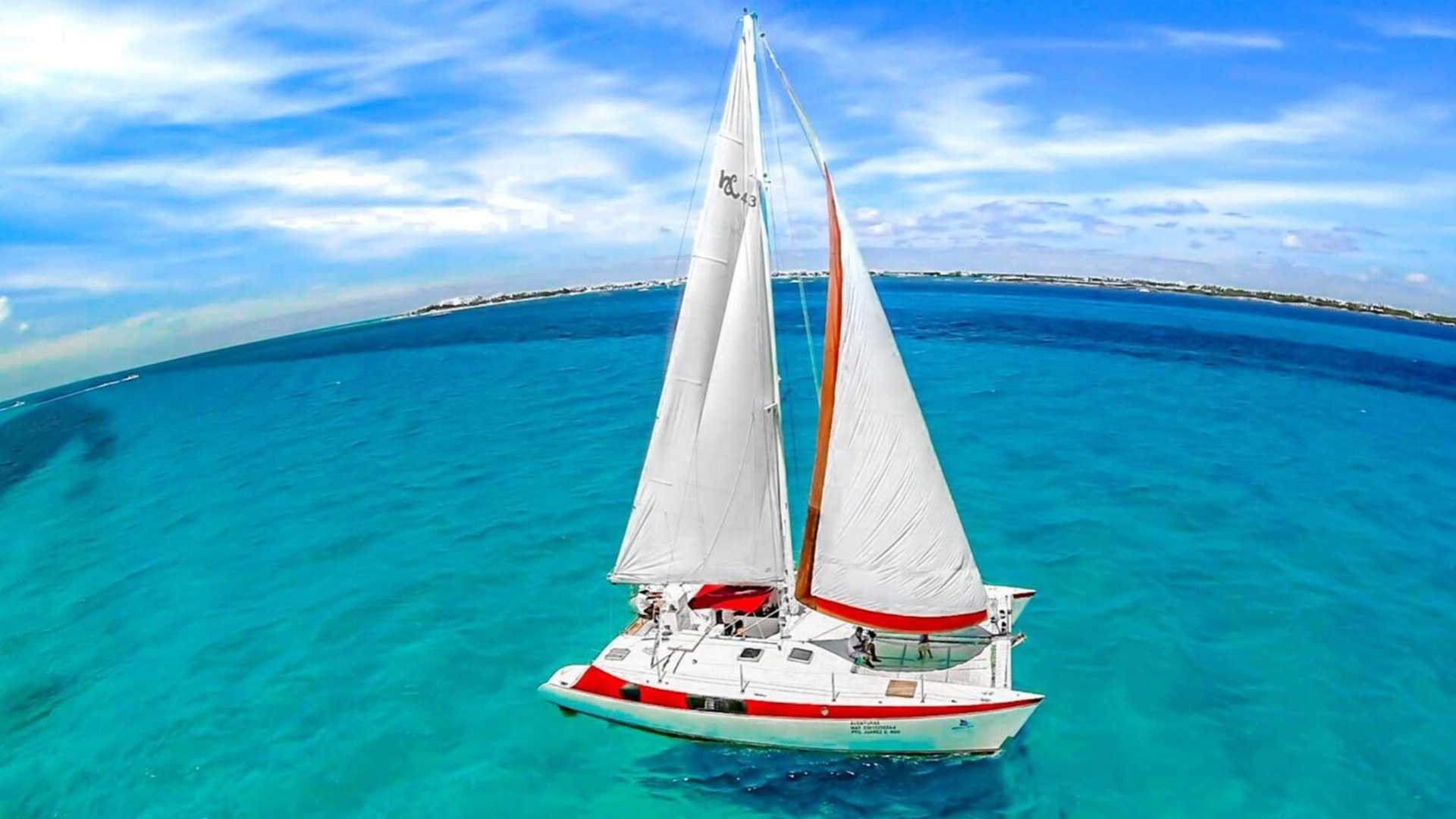 Boat Tours in Cancun for 40 people Aventuras Cancun Sailing